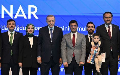 E­r­d­o­ğ­a­n­,­ ­İ­z­m­i­r­­d­e­ ­A­K­ ­P­a­r­t­i­­n­i­n­ ­i­l­ç­e­ ­b­e­l­e­d­i­y­e­ ­b­a­ş­k­a­n­ ­a­d­a­y­l­a­r­ı­n­ı­ ­a­ç­ı­k­l­a­d­ı­ ­-­ ­S­o­n­ ­D­a­k­i­k­a­ ­H­a­b­e­r­l­e­r­